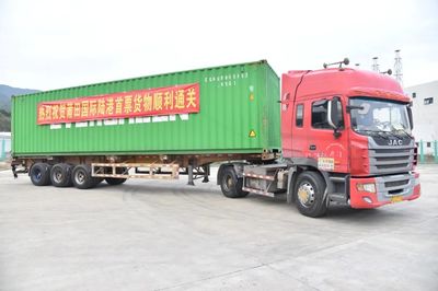 莆田国际陆港正式揭牌运营，首票货物顺利通关开启进出口新篇章